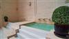 Appartement 874: 2  Schlafzimmer  Appartement: building poolarea pic3